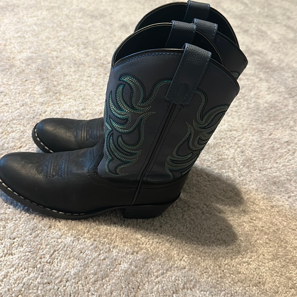Boys cowboy boots.